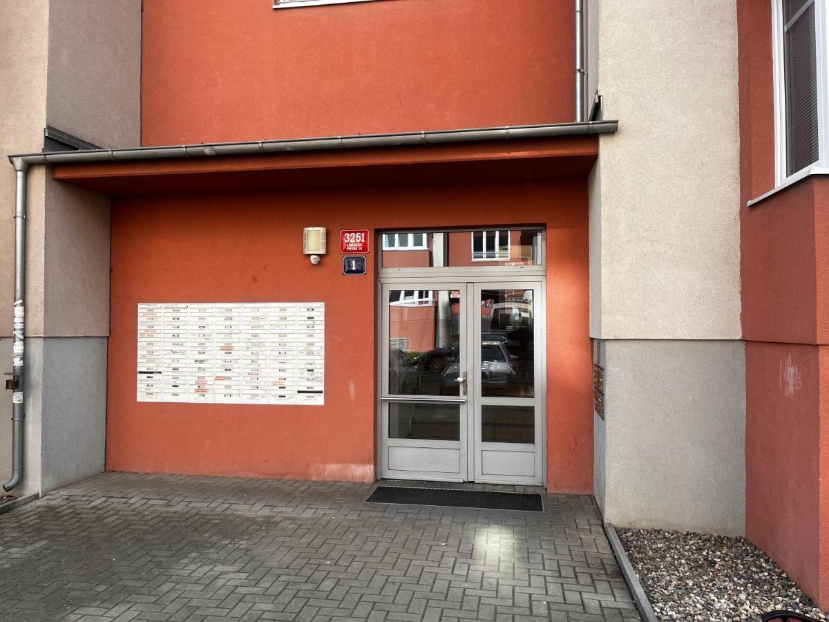 Monfas Apartment Garden City Praga Exterior foto